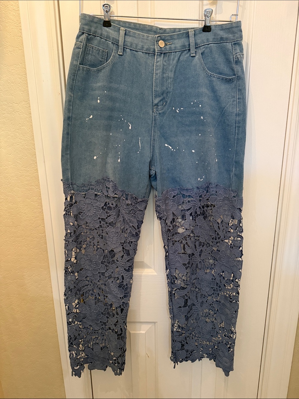 Women's Blue Straight-Leg Veda Jeans with Lace Panels - Picture 8 of 9